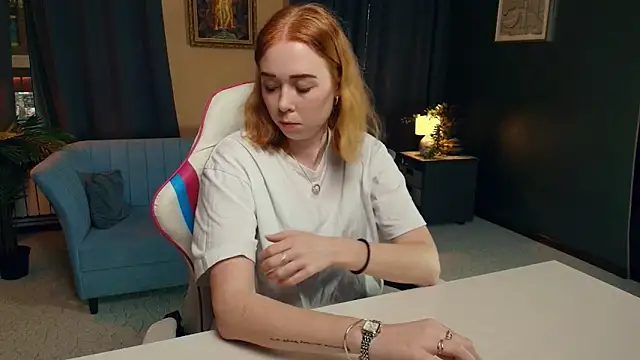 AddieOsler online show from November 2025 07:47:01 PM