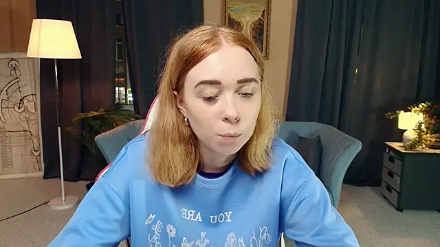 AddieOsler online show from November 2025 07:45:02 PM