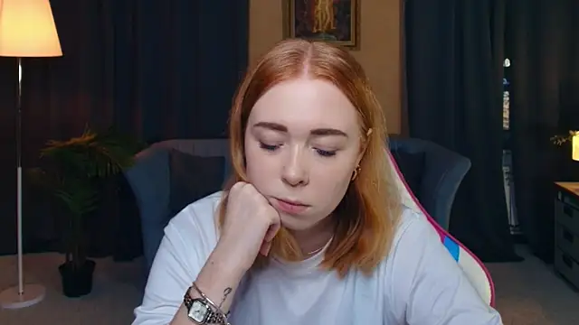 AddieOsler online show from December 2025 07:32:01 PM