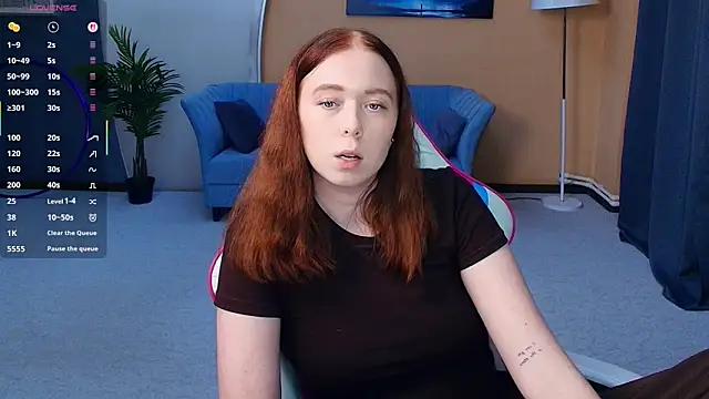Snapshot of AddieOsler chatting on June 2026 01:28:02 AM AddieOsler online show from June 2026 01:28:02 AM