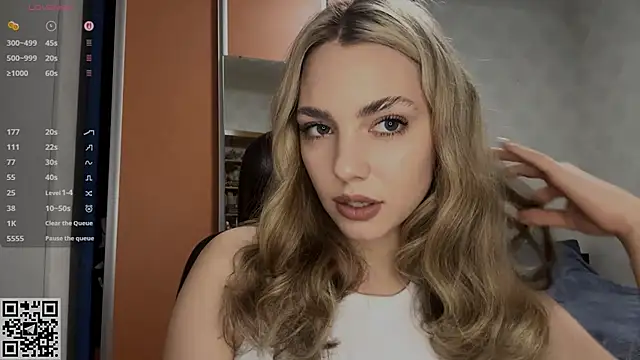 IlanaLafferty online show from December 2025 06:59:01 PM