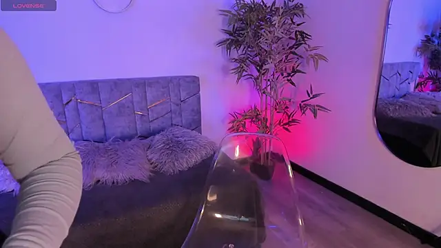 sammyy owens  online show from February 2026 03:40:01 AM