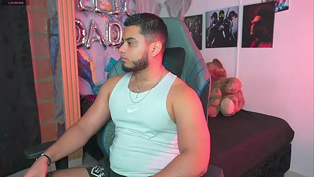 Tiler wolker online show from March 2026 01:34:02 AM