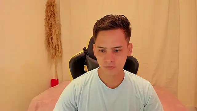 elmasmas01 online show from January 2026 02:00:01 PM