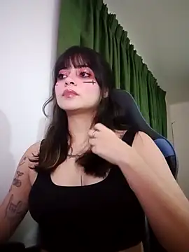 Annagoth  online show from November 2025 05:06:01 AM