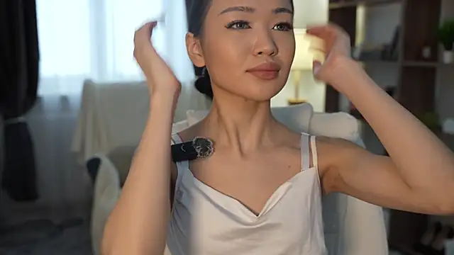 Snapshot of OnieClose chatting on March 2026 07:15:01 AM OnieClose online show from March 2026 07:15:01 AM