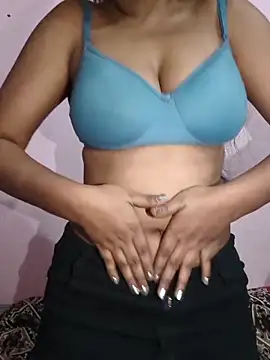 palakmishra033 online show from December 2025 05:49:01 AM