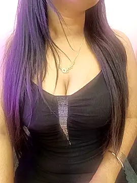 Snapshot of menaxi-baby7 chatting on February 2026 09:38:01 PM menaxi-baby7 online show from February 2026 09:38:01 PM