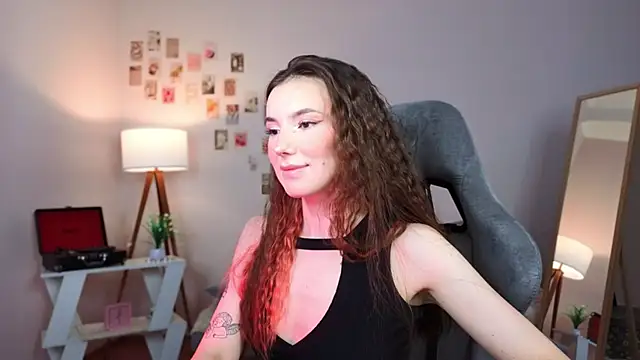 yourfrenchteacher online show from December 2025 04:30:01 AM