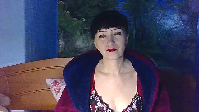 IffetLove42 online show from February 2026 08:01:01 PM