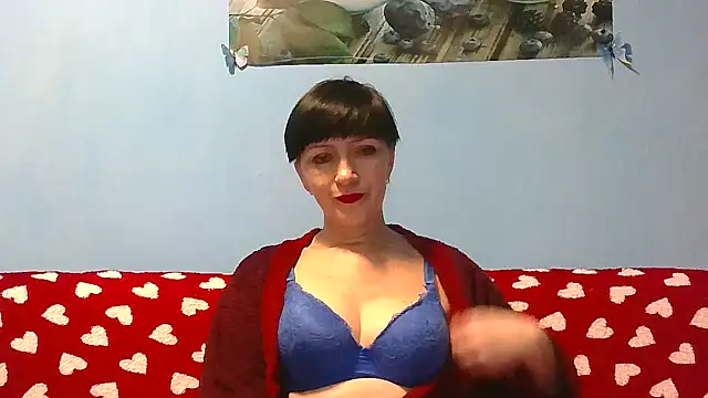 IffetLove42 online show from February 2026 06:19:01 PM