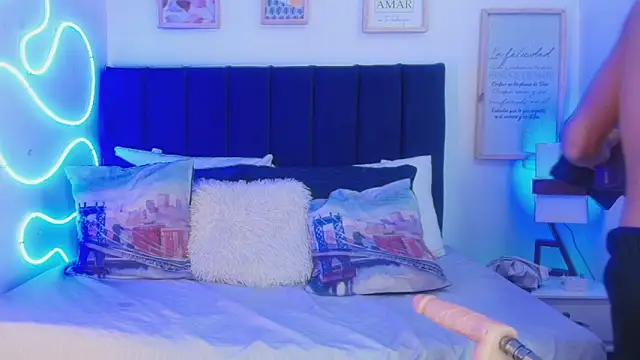 Andrew Haalls online show from November 2025 08:31:01 PM