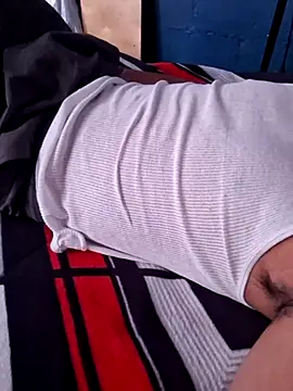 sanz957 online show from December 2025 11:42:01 PM