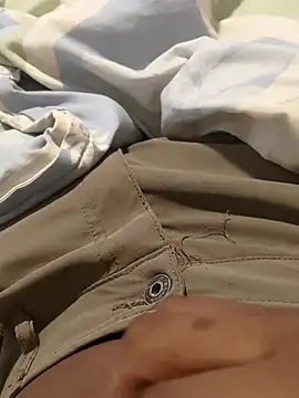 Snapshot of bigbuufuu chatting on October 2025 10:36:01 PM bigbuufuu online show from October 2025 10:36:01 PM