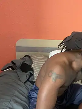 Snapshot of TheRealKnottiHead chatting on November 2025 05:23:01 PM TheRealKnottiHead online show from November 2025 05:23:01 PM