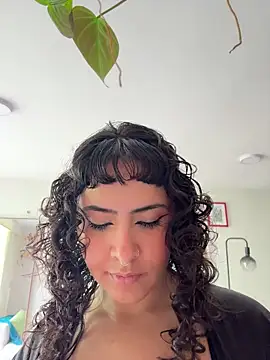 SugarTroubl33 online show from June 2026 01:56:01 PM
