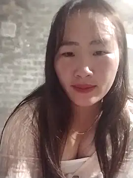 emini-xx online show from December 2025 02:37:01 PM