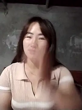 emini-xx online show from December 2025 11:13:01 PM