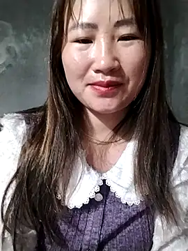 emini-xx online show from February 2026 08:40:02 PM