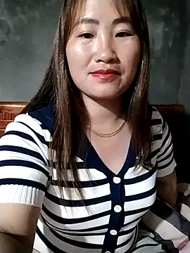 emini-xx online show from March 2026 02:31:01 PM