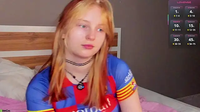 Snapshot of AngelWisee chatting on June 2026 03:09:02 AM AngelWisee online show from June 2026 03:09:02 AM