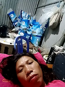 bella-la online show from October 2025 05:37:01 PM