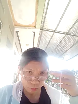 bella-la online show from November 2025 08:50:01 AM