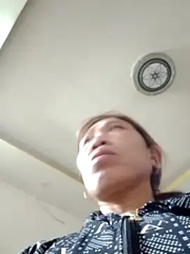 bella-la online show from February 2026 12:42:02 PM