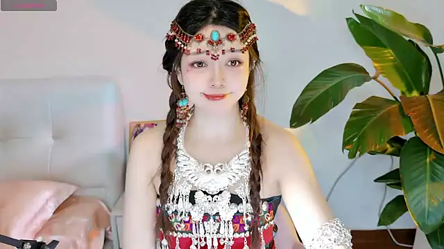 Snapshot of Yiluo95 chatting on July 2026 04:56:01 PM Yiluo95 online show from July 2026 04:56:01 PM