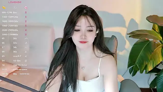 Snapshot of Yiluo95 chatting on July 2026 10:13:02 AM Yiluo95 online show from July 2026 10:13:02 AM
