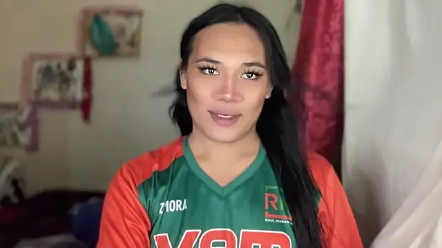 untouchable mia online show from December 2025 12:23:02 PM