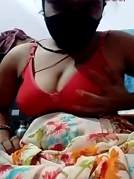 Snapshot of hot_couple_000 chatting on October 2025 03:16:01 PM hot couple 000 online show from October 2025 03:16:01 PM