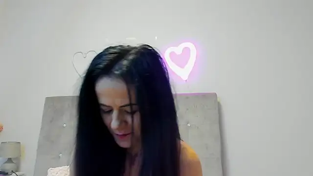 Snapshot of brianaflynt chatting on February 2026 07:21:01 PM brianaflynt online show from February 2026 07:21:01 PM