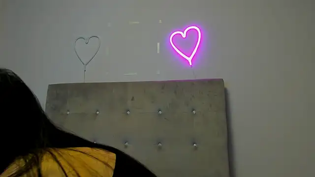 Snapshot of brianaflynt chatting on February 2026 07:43:01 PM brianaflynt online show from February 2026 07:43:01 PM