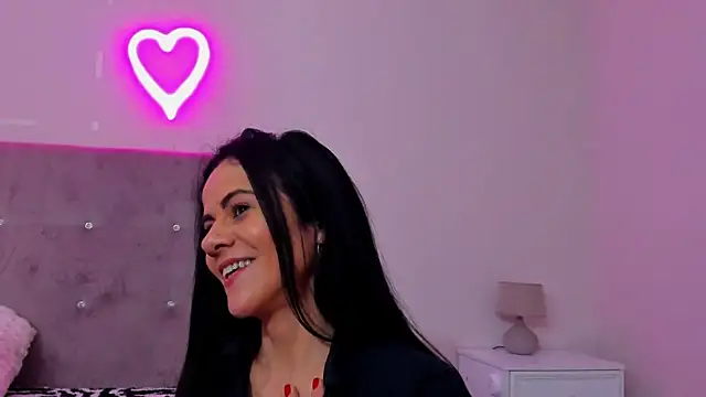 Snapshot of brianaflynt chatting on February 2026 08:30:01 PM brianaflynt online show from February 2026 08:30:01 PM