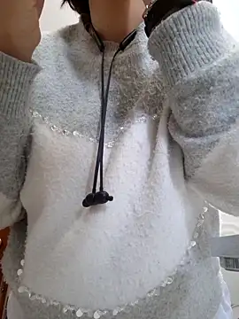 Piediniecollant online show from March 2026 11:14:01 AM