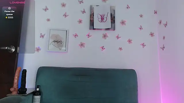 Snapshot of evelinmartinez chatting on July 2026 07:45:01 PM evelinmartinez online show from July 2026 07:45:01 PM