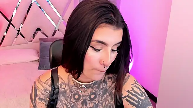 mia jagger online show from April 2026 08:11:01 PM