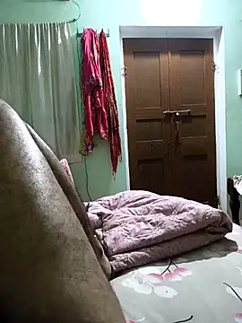 amitkumar9897 online show from February 2026 06:31:01 PM