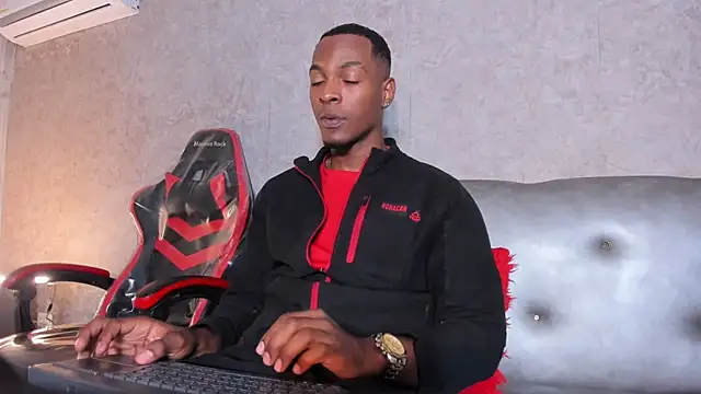 Snapshot of for_itan chatting on December 2025 12:32:01 PM for itan online show from December 2025 12:32:01 PM