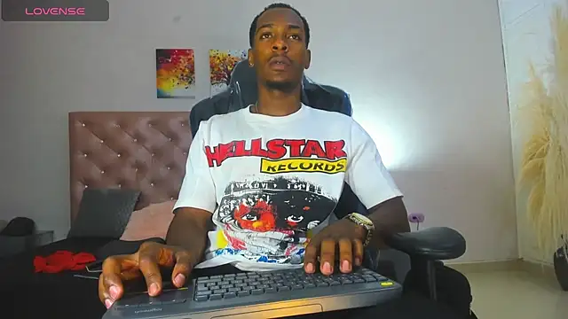 Snapshot of for_itan chatting on February 2026 01:29:01 PM for itan online show from February 2026 01:29:01 PM