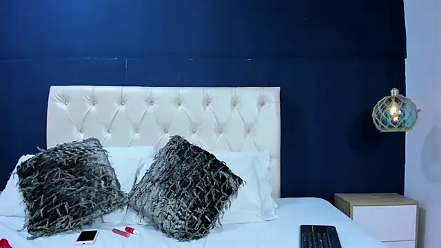 Kim Luna1 online show from November 2025 03:07:01 AM