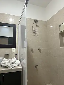 scarlethsb33 online show from March 2026 11:00:02 PM