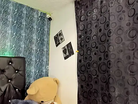 Snapshot of matewhottx18 chatting on October 2025 10:44:02 PM matewhottx18 online show from October 2025 10:44:02 PM