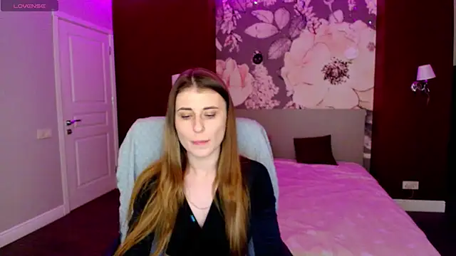 DemmyRose online show from April 2026 09:28:01 PM