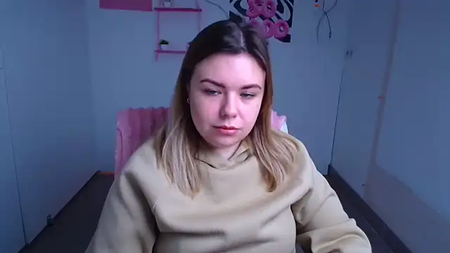 SusannaNight online show from November 2025 06:35:02 AM