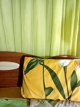 Esenia505 online show from March 2026 06:07:01 PM