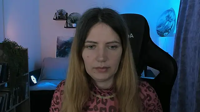 AleksaLaurent online show from December 2025 08:45:01 AM