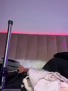 AshleyWinslow online show from February 2026 06:26:01 AM