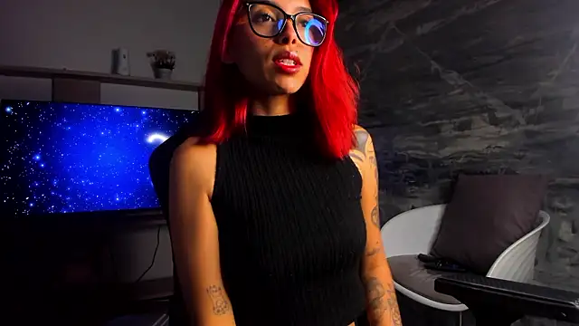 LilithLuxorr online show from March 2026 02:13:01 PM